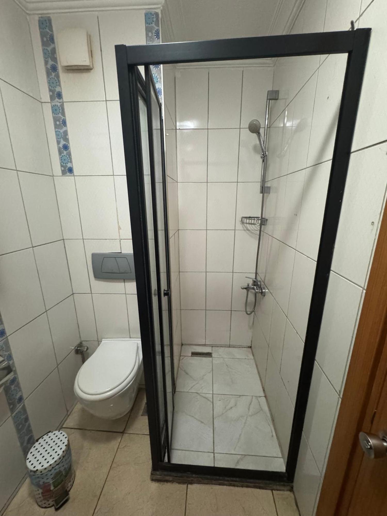 Esen Life Hotel Istanbul Bagian luar foto